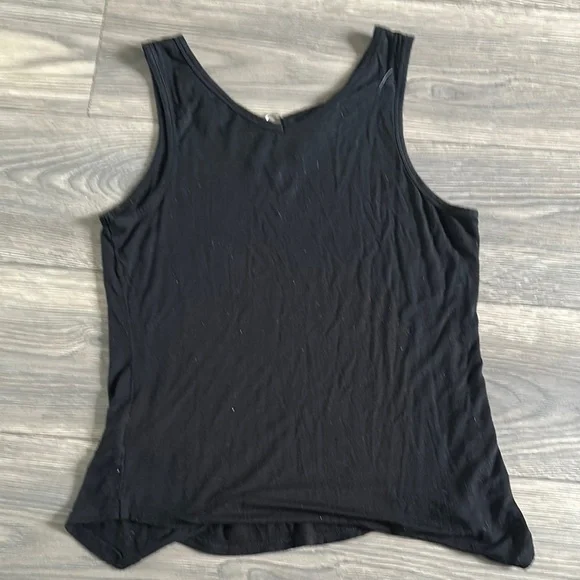 SO Gray Relaxed Tank Top Scoop Neck - Picture 2 of 4